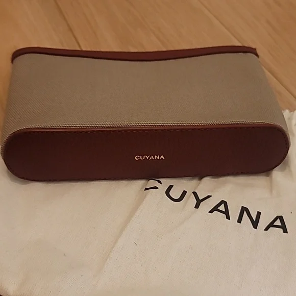Cuyana Mini Canvas and Leather Tan and Deep Red Pouch with Gold Zipper - Picture 3 of 8